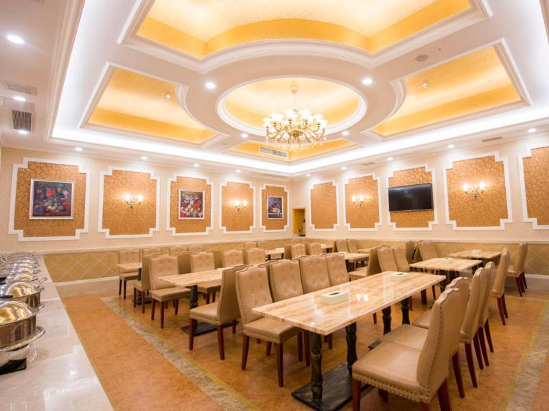 维也纳国际酒店深圳光明大道店 外观 照片